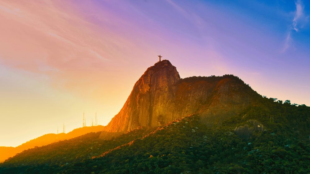 Imagen de Sunset Experience Corcovado en van + Catedral + Selaron + Puesta de sol en Pan de Azucar - dia entero