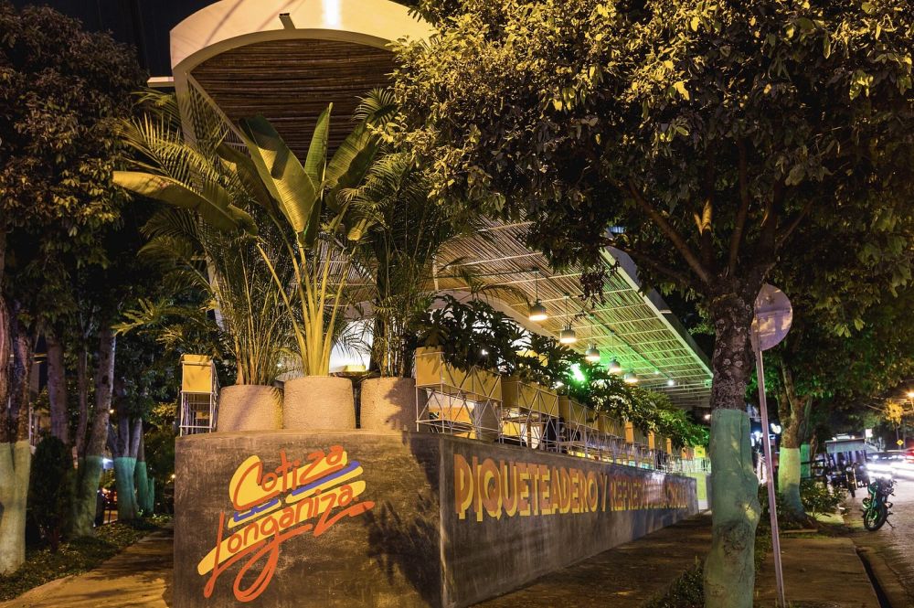 Imagen de Cena en Cotiza Longaniza