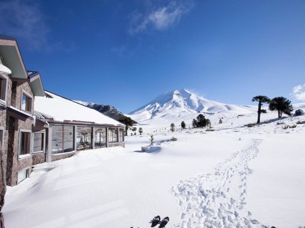 Invierno en Hotel Corralco Hotel & Spa con Ticket de Ski