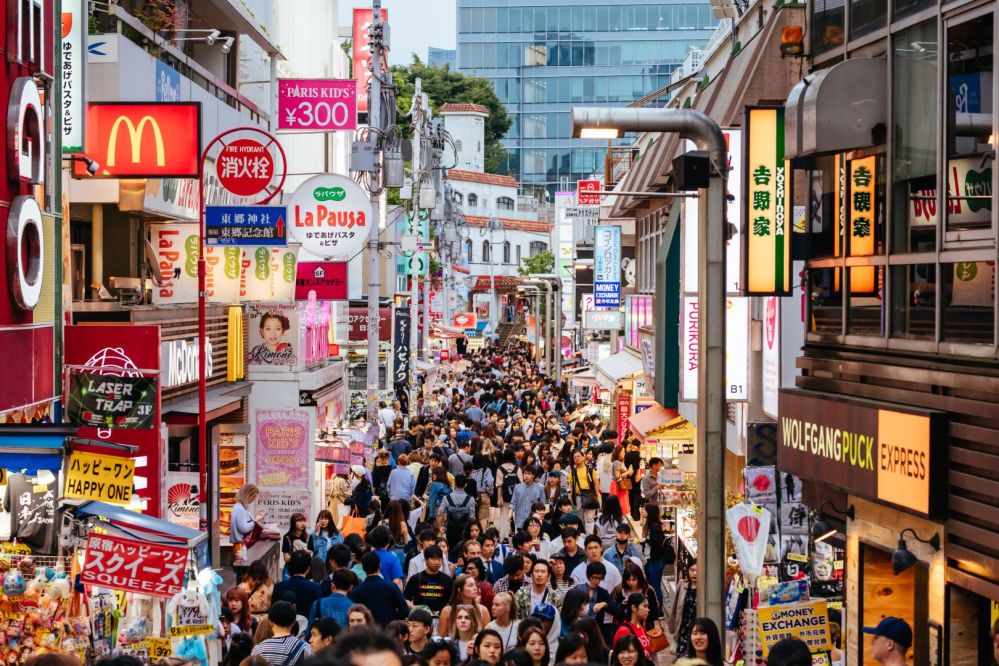 Imagen de Tour privado a pie por Tokio Shibuya, Harajuku y Meiji Jingu