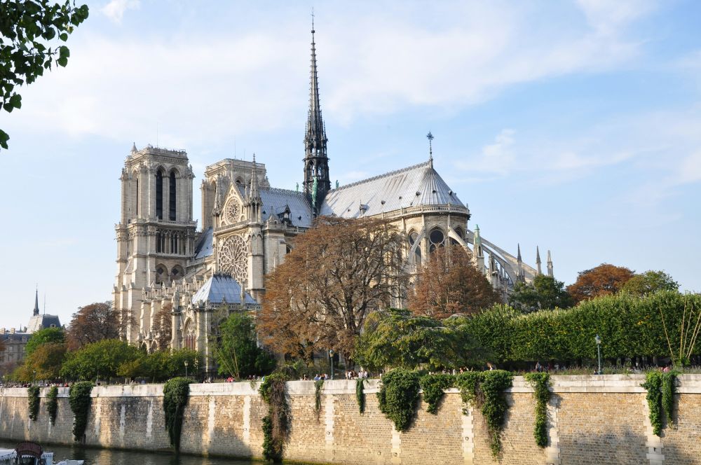 Imagen de Visita guiada por la Catedral de Notre Dame en grupo reducido