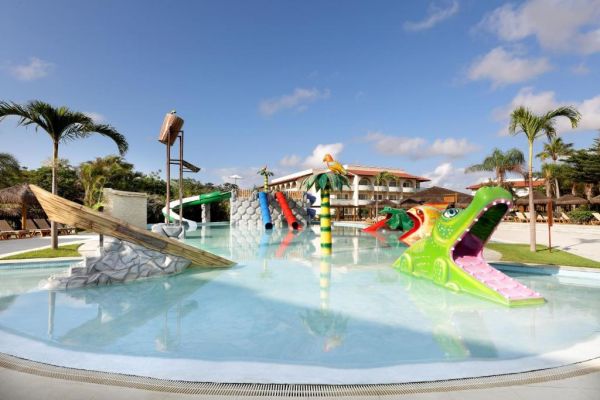 Grand Palladium Imbassaí Resort con todo incluido + un niño gratis