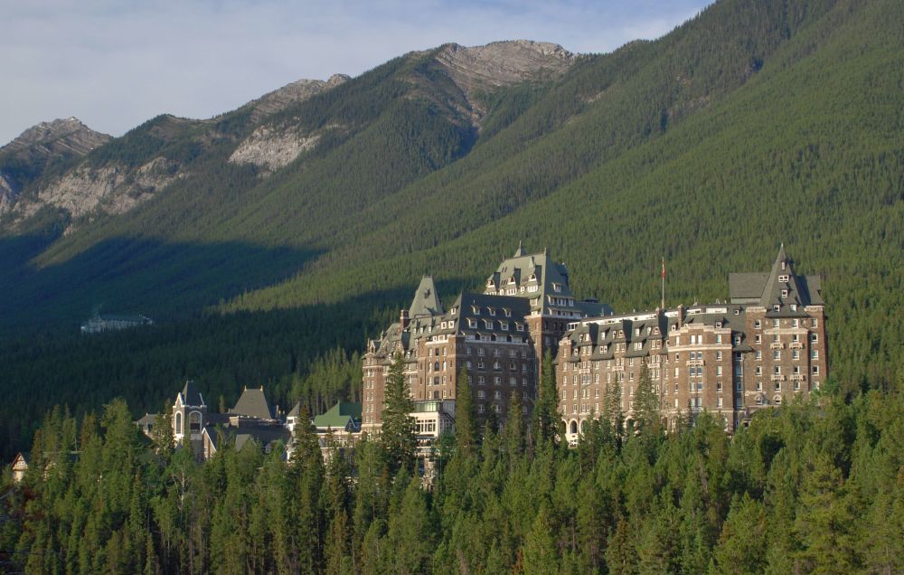 imagen de Visita a Banff Springs Hotel, Cascadas Bow y montaña Tunnel