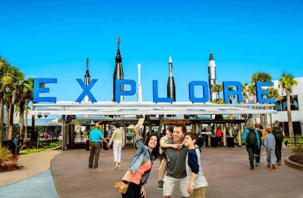 Orlando: shopping y visita al Kennedy Space Center