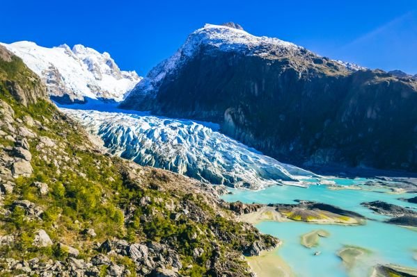 Aventura en Torres del Paine y el Parque Nacional Kaweskar