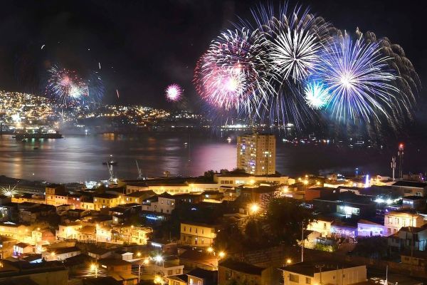 Año Nuevo en Valparaíso con Casa Higueras