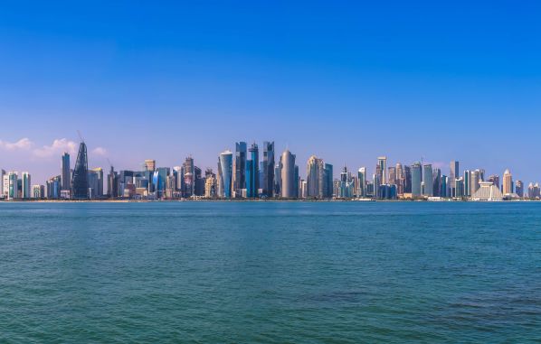 Qatar exprés: viaje de aventura e historia por Doha