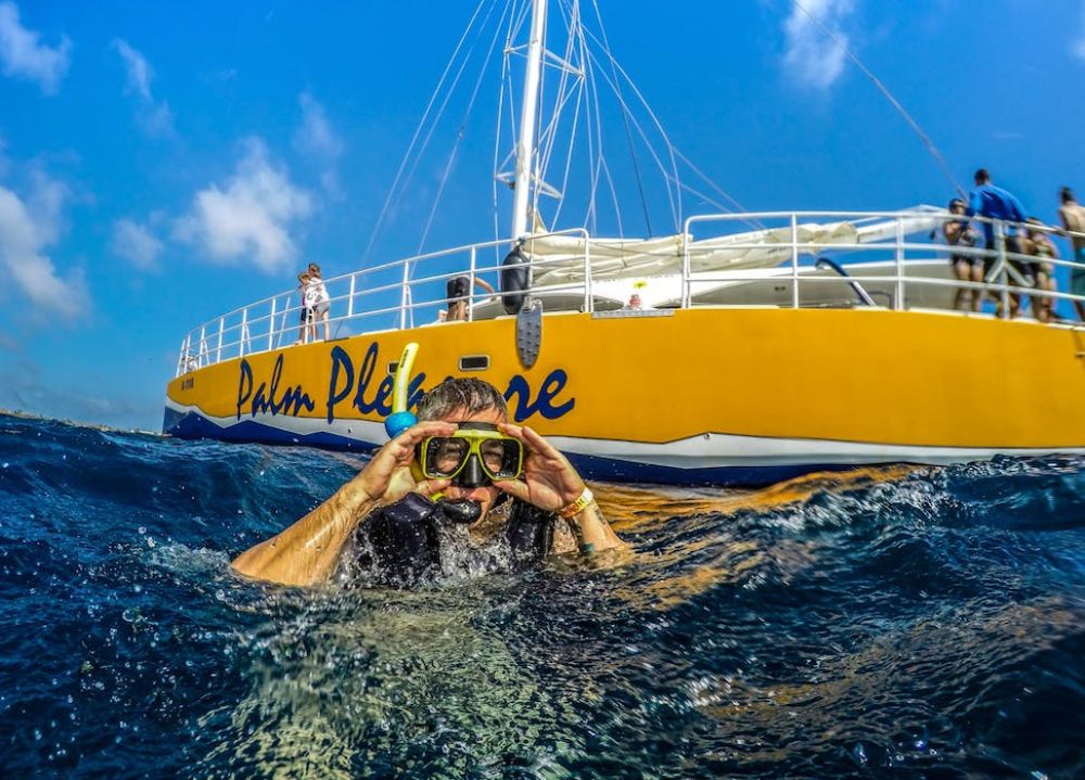 imagen de Tour de snorkel a bordo de Palm Pleasure