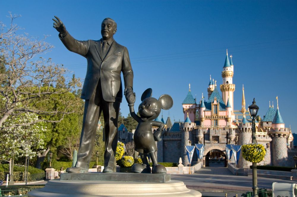 imagen de Disney's Ticket with Park Hopper Plus Option