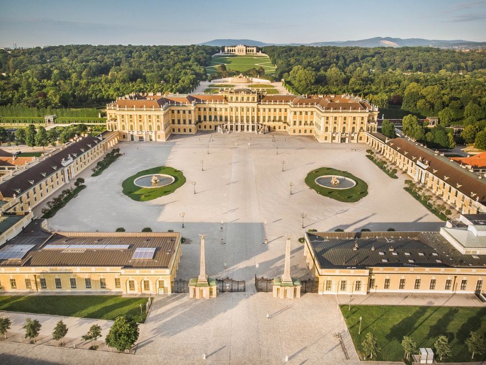 imagen de Tour del Palacio Schönbrunn en Privado con Recogida