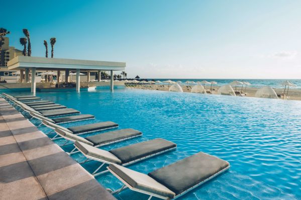 Cancún con todo incluido en Coral Level at Iberostar Selection Cancún