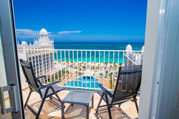 Travel Days: Aruba con todo incluido en Riu Palace Aruba con ticket aéreo Copa Airlines