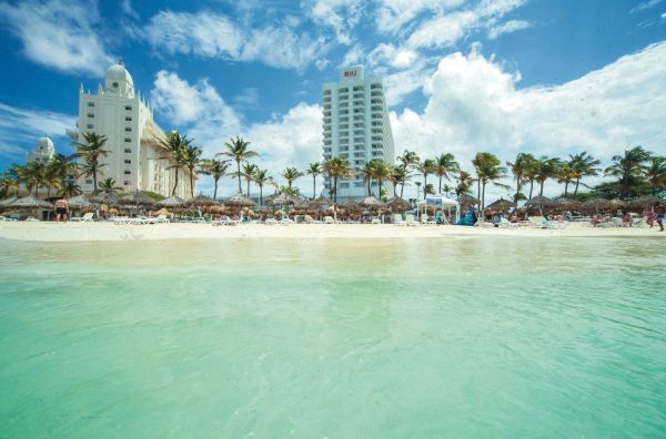 Luna de miel en Aruba sólo para adultos con todo incluido en Riu Palace Antillas